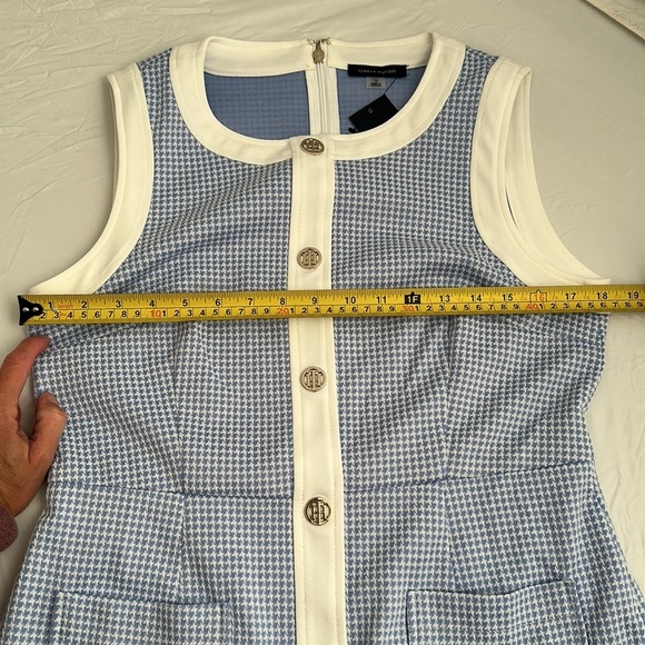 Tommy Hilfiger blue and white check print stretch sheath dress with logo buttons - Picture 9 of 10
